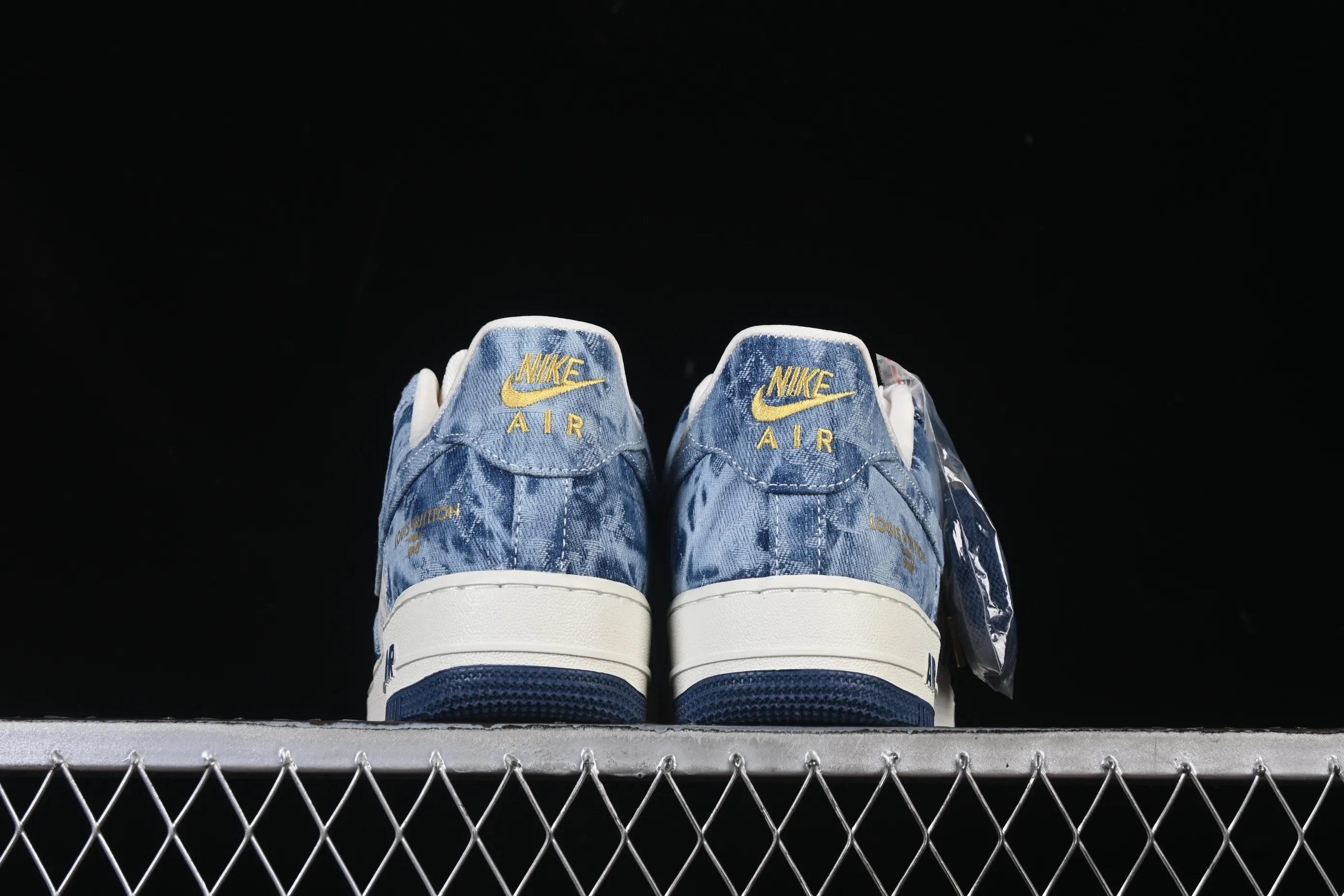 All categories Nk Air Force 1 Air Force series Nk Air Force 1 Low Air Force low-top Nike Air Force 1'07 Low LV joint denim blue Air Force 1 low-top casual sneakers YF9511-818